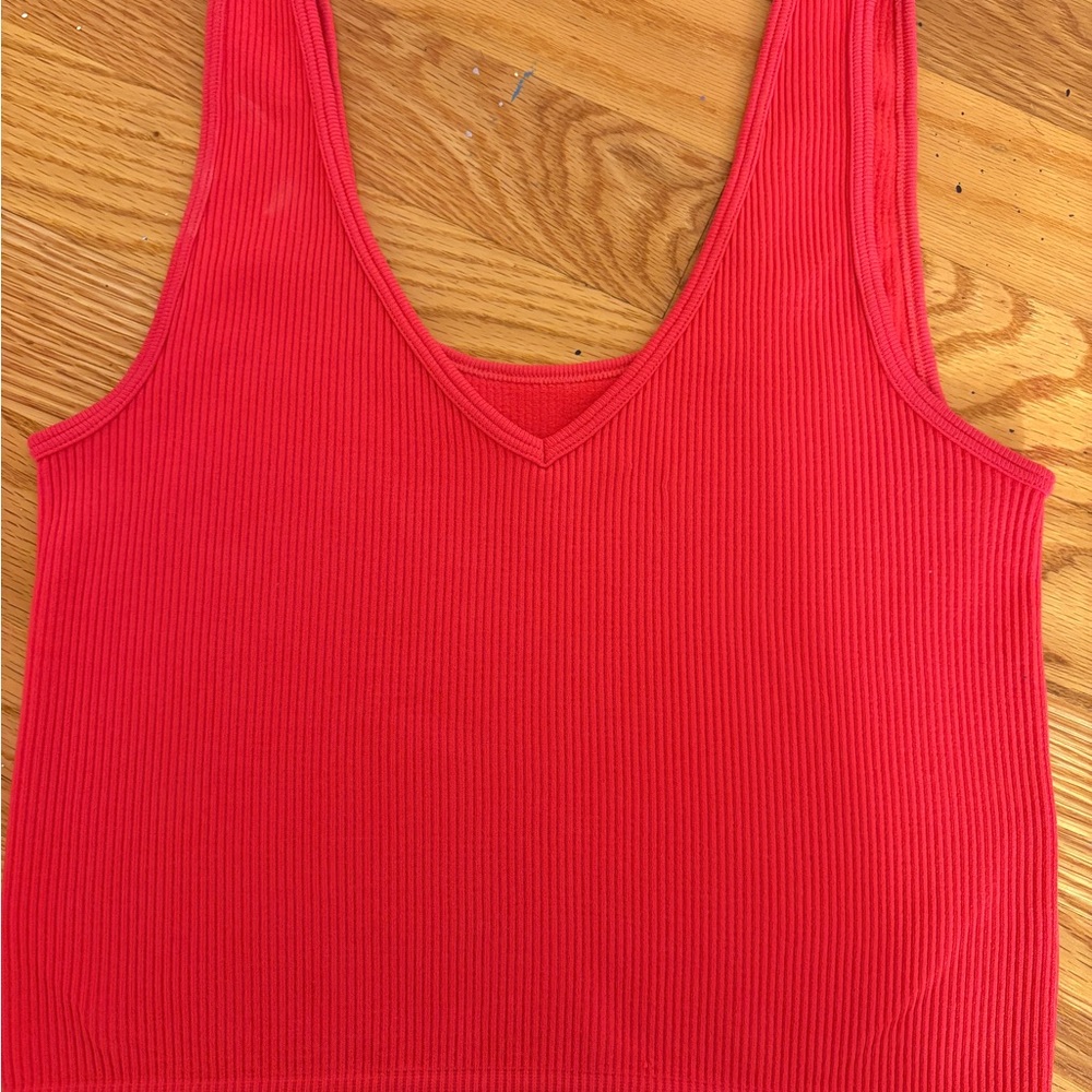 Aeropostale - Wear 3 Ways Seamless Cropped Tank Red
